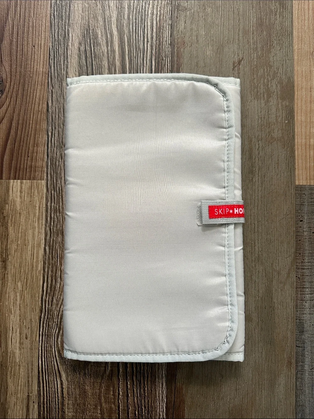 Skip Hop quilted gray